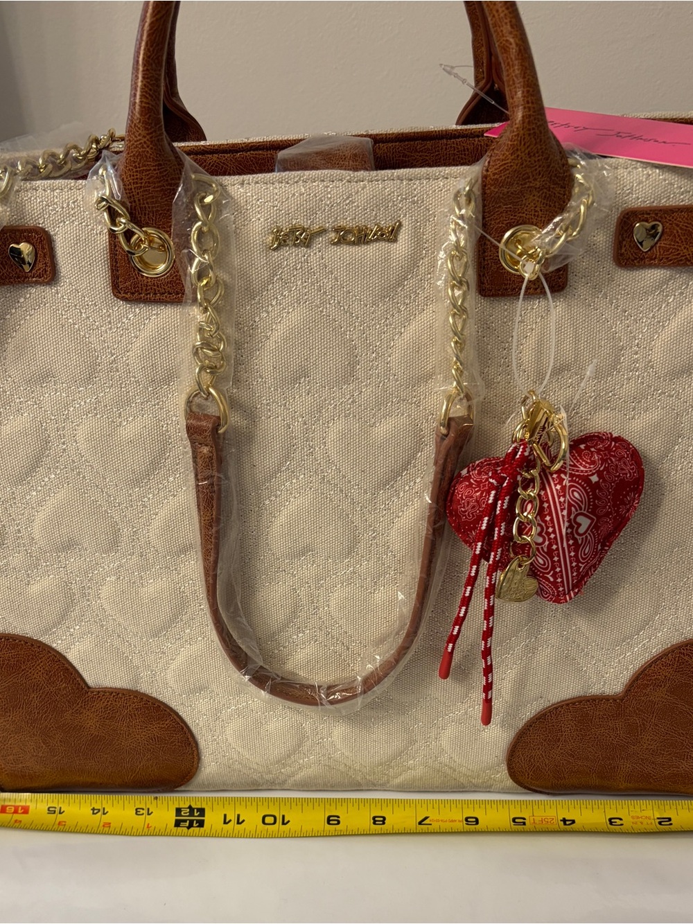 Authentic Betsey Johnson "XOKIARA" Quilted Heart Tote Bag - Picture 9 of 10
